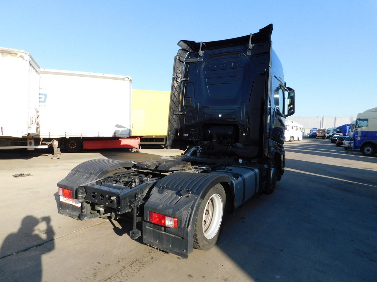 Ford F max ll 4x2 scab e6 eco 16spdamt ecotorq - Tracteur routier: photos 3 Ford F max ll 4x2 scab e6 eco 16spdamt ecotorq - Tracteur routier: photos 3