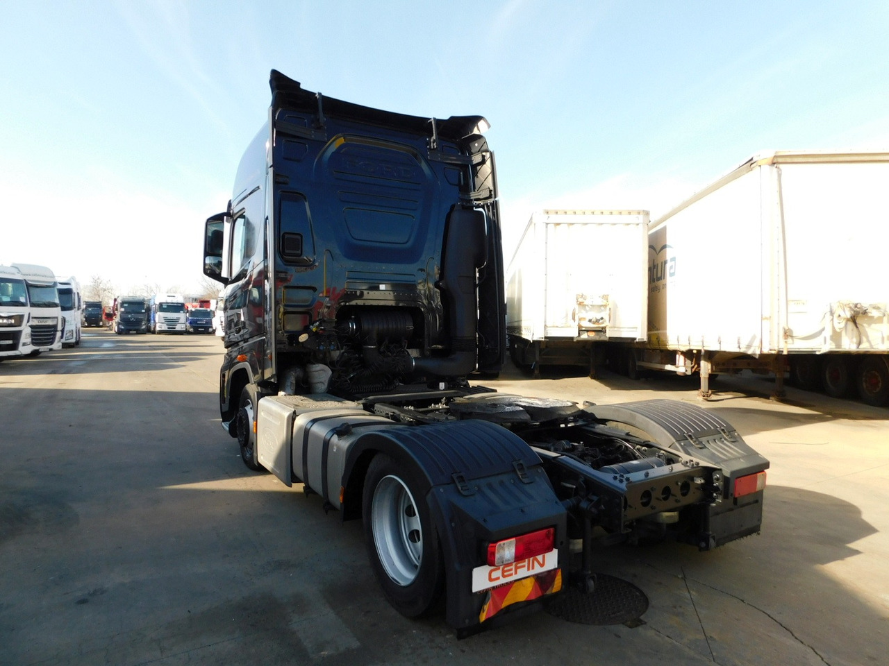 Ford F max ll 4x2 scab e6 eco 16spdamt ecotorq - Tracteur routier: photos 4 Ford F max ll 4x2 scab e6 eco 16spdamt ecotorq - Tracteur routier: photos 4