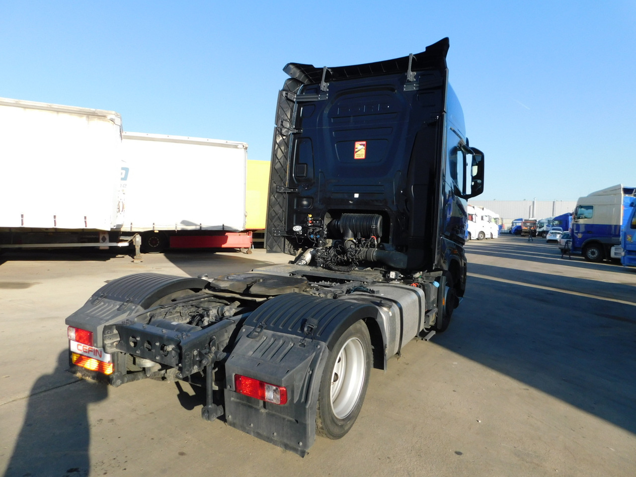Ford F max ll 4x2 scab e6 eco 16spdamt ecotorq - Tracteur routier: photos 3 Ford F max ll 4x2 scab e6 eco 16spdamt ecotorq - Tracteur routier: photos 3
