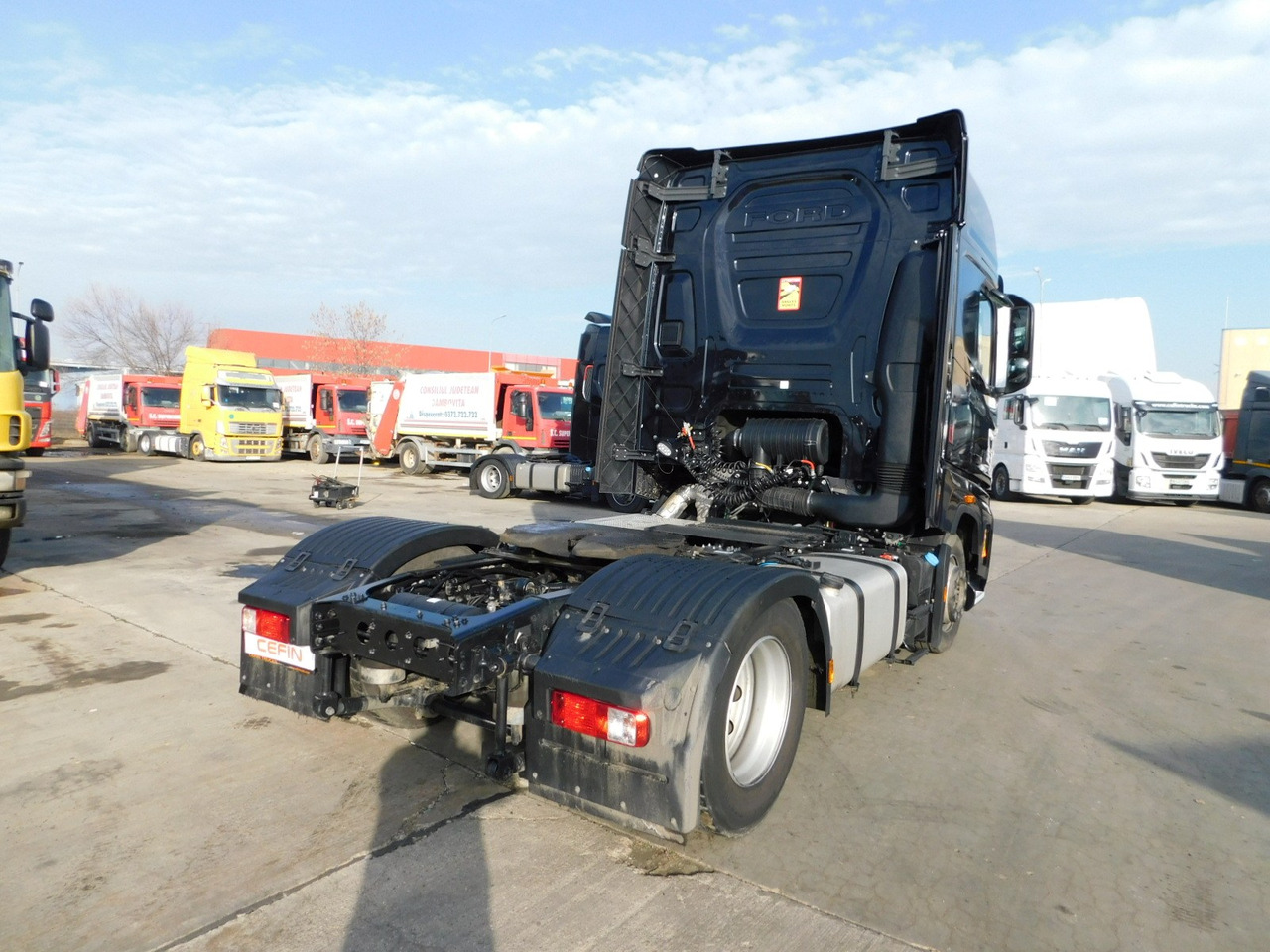 Ford F max ll 4x2 scab e6 eco 16spdamt ecotorq - Tracteur routier: photos 3 Ford F max ll 4x2 scab e6 eco 16spdamt ecotorq - Tracteur routier: photos 3