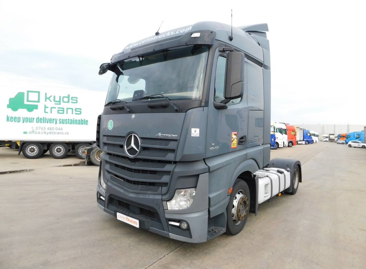 Mercedes Actros 1842 - Tracteur routier: photos 1 Mercedes Actros 1842 - Tracteur routier: photos 1