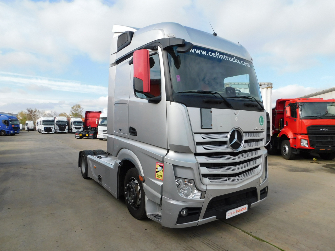 Mercedes Actros - Tracteur routier: photos 2 Mercedes Actros - Tracteur routier: photos 2