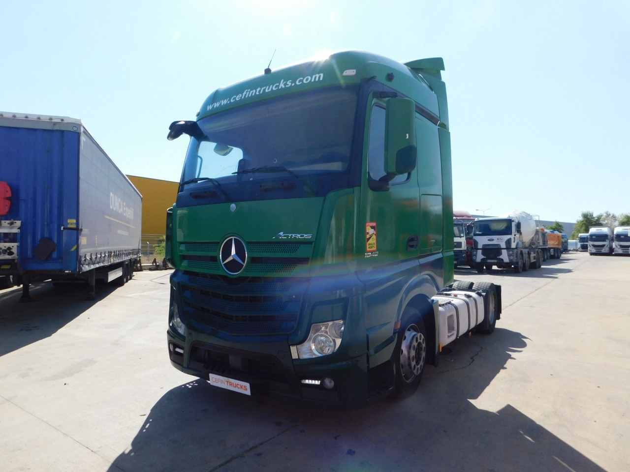 Mercedes Actros - Tracteur routier: photos 1 Mercedes Actros - Tracteur routier: photos 1