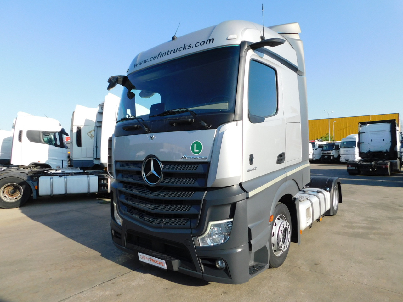 Mercedes Actros - Tracteur routier: photos 1 Mercedes Actros - Tracteur routier: photos 1