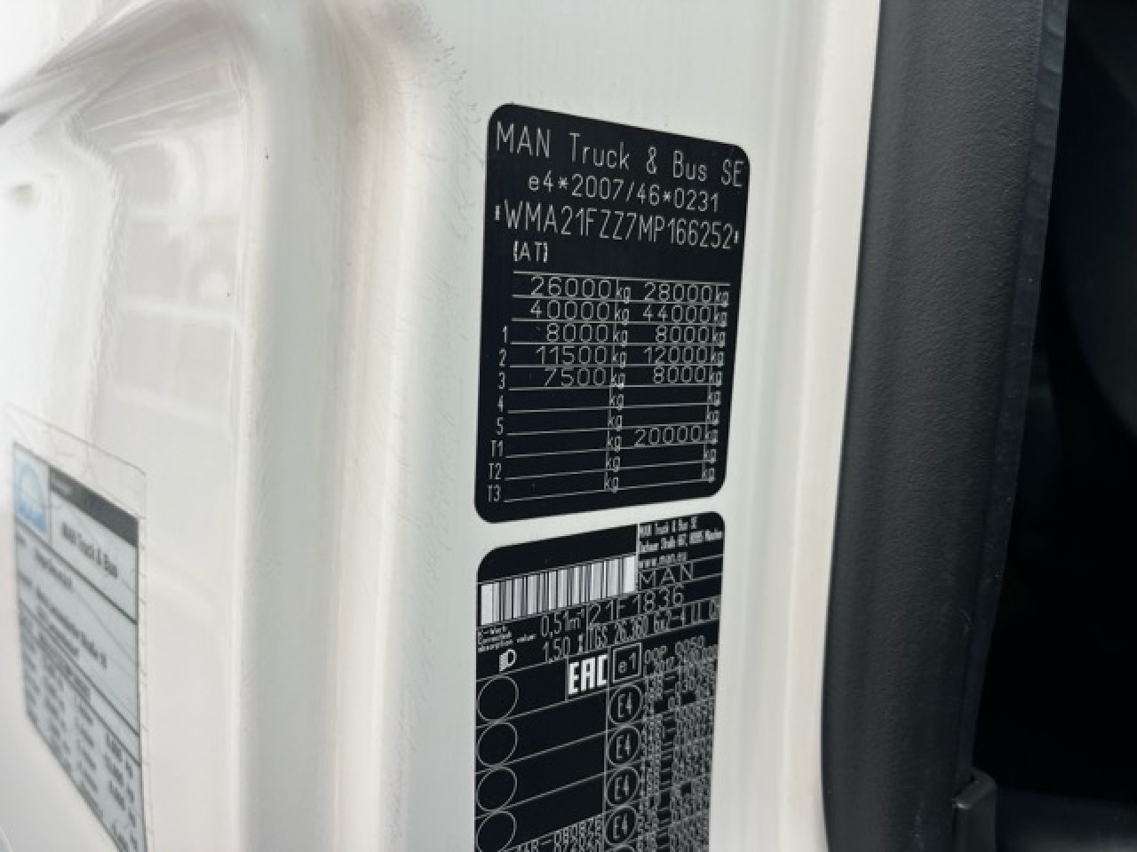 MAN TGS 26.360 6x2-4 LL Euro6 Klima AHK Luftfeder - Châssis cabine: photos 5 MAN TGS 26.360 6x2-4 LL Euro6 Klima AHK Luftfeder - Châssis cabine: photos 5