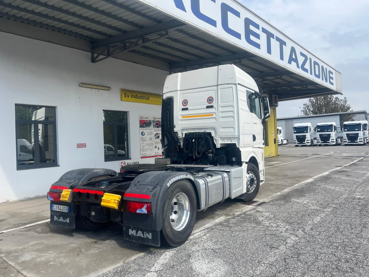 MAN TGX 18.510 4x2 BL SA ADR FL EXII EXIII Euro6 Klima - Tracteur routier: photos 5 MAN TGX 18.510 4x2 BL SA ADR FL EXII EXIII Euro6 Klima - Tracteur routier: photos 5