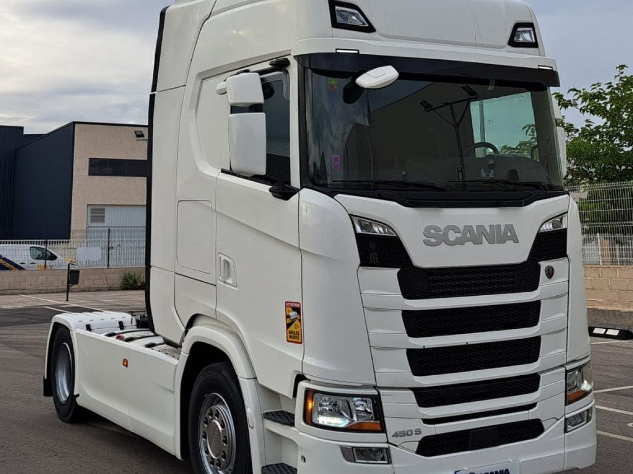 Scania UVES01240224 - Tracteur routier: photos 1 Scania UVES01240224 - Tracteur routier: photos 1