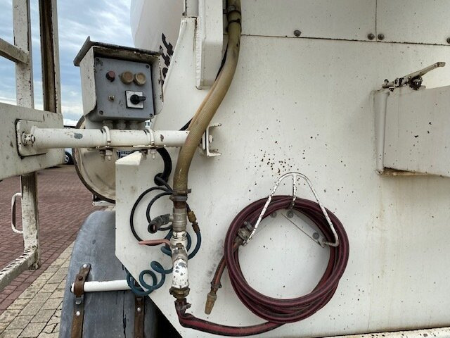 10/5/F/ZA-1800 KARRENA Betonmischer ca. 10m³ 10/5/F/ZA-1800 KARRENA Betonmischer ca. 10m³, Liftachse — crédit-bail 10/5/F/ZA-1800 KARRENA Betonmischer ca. 10m³ 10/5/F/ZA-1800 KARRENA Betonmischer ca. 10m³, Liftachse: photos 15