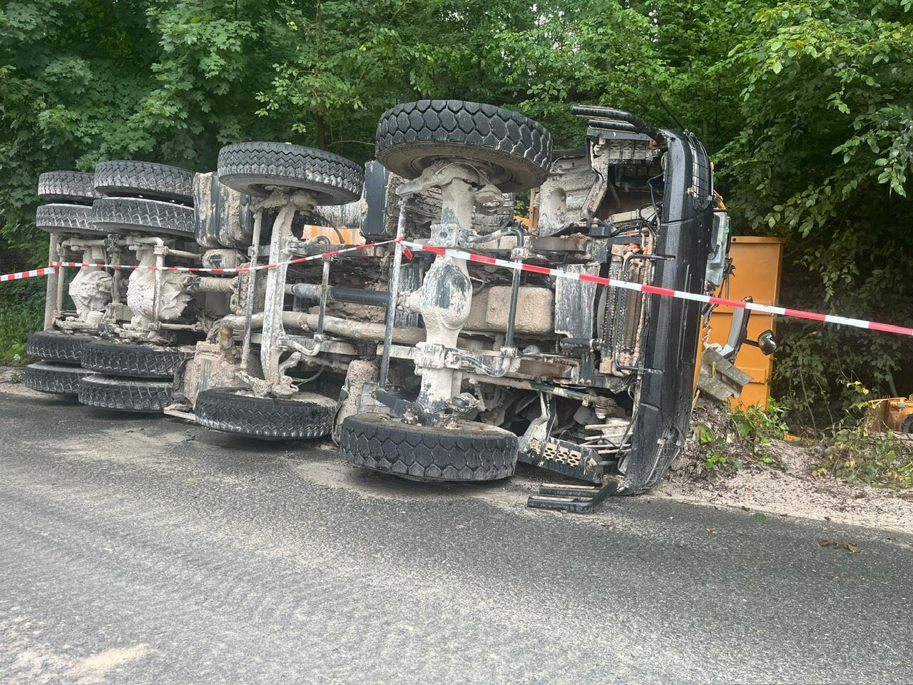 ASTRA HD9 86.50-90 8x6 ASTRA HD9 86.50-90 8x6, Unfallschaden, Cursor 13 - Châssis cabine: photos 2 ASTRA HD9 86.50-90 8x6 ASTRA HD9 86.50-90 8x6, Unfallschaden, Cursor 13 - Châssis cabine: photos 2