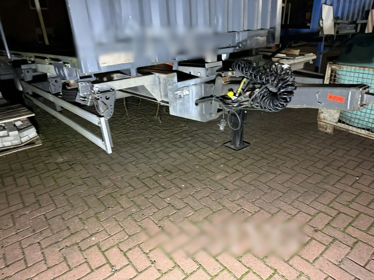 Ackermann Z-EAF 11-7,4/102TZ Z-EAF 11-7,4/102TZ, Verzinkt - Remorque châssis: photos 1 Ackermann Z-EAF 11-7,4/102TZ Z-EAF 11-7,4/102TZ, Verzinkt - Remorque châssis: photos 1