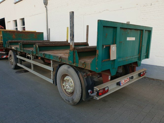 Anhänger Plateau Anhänger Pritsche Plateau, Rungen, 3x vorh. - Remorque plateau: photos 2 Anhänger Plateau Anhänger Pritsche Plateau, Rungen, 3x vorh. - Remorque plateau: photos 2