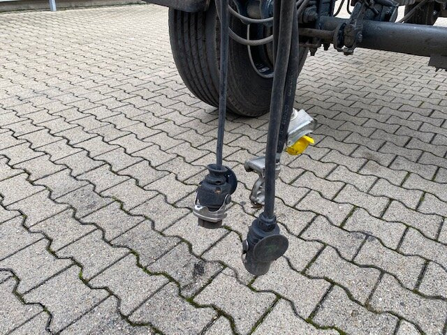 CA 18 H CA 18 H Abrollanhänger - Remorque ampliroll/ Multibenne: photos 3 CA 18 H CA 18 H Abrollanhänger - Remorque ampliroll/ Multibenne: photos 3