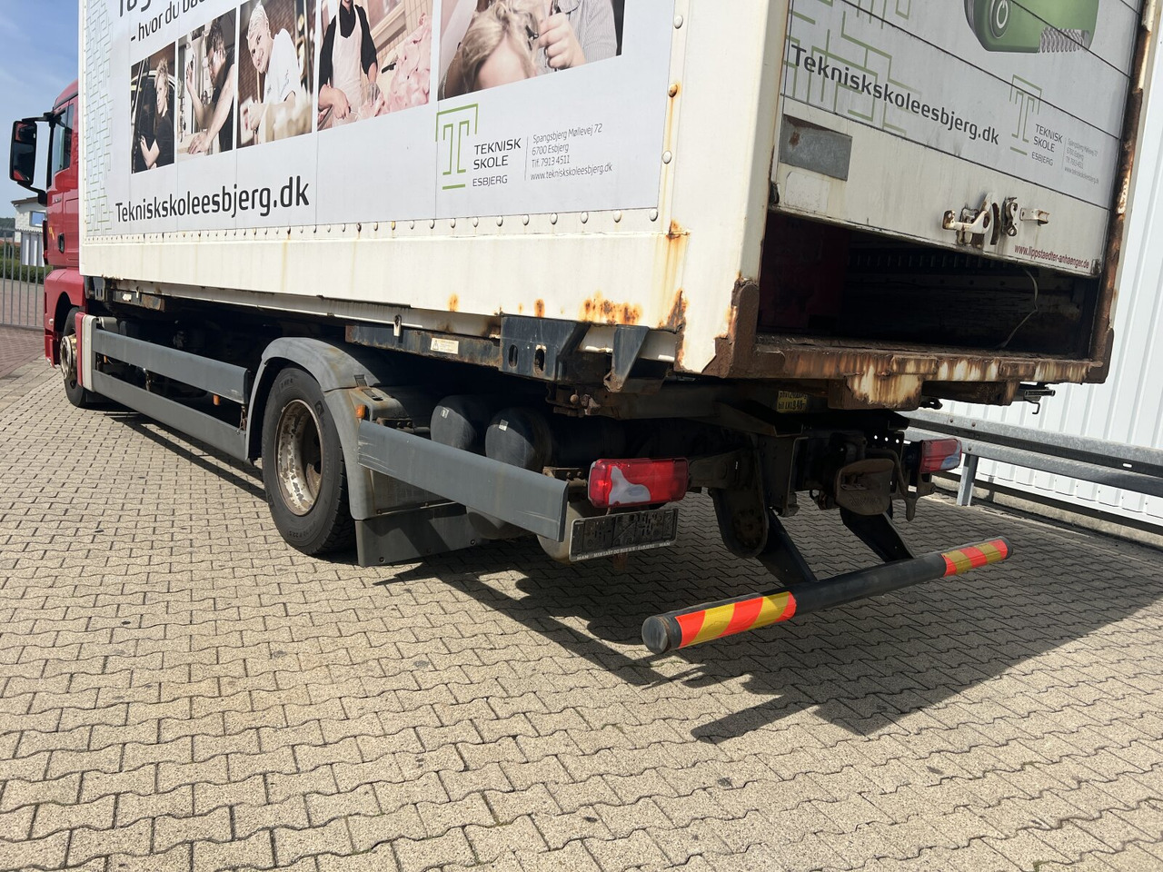 MAN TGX 18.360 4X2 LL TGX 18.360 4X2 LL, Fahrschule — crédit-bail MAN TGX 18.360 4X2 LL TGX 18.360 4X2 LL, Fahrschule: photos 11