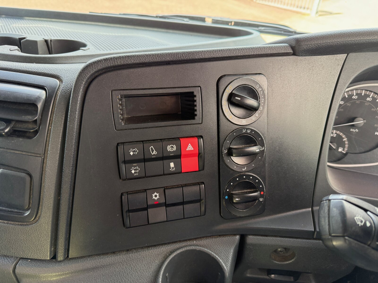 Camion Mercedes-Benz Atego 1524 LKO 4x2 Atego 1524 LKO 4x2, Kehrmaschine FAUN Viajet 6RH: photos 7