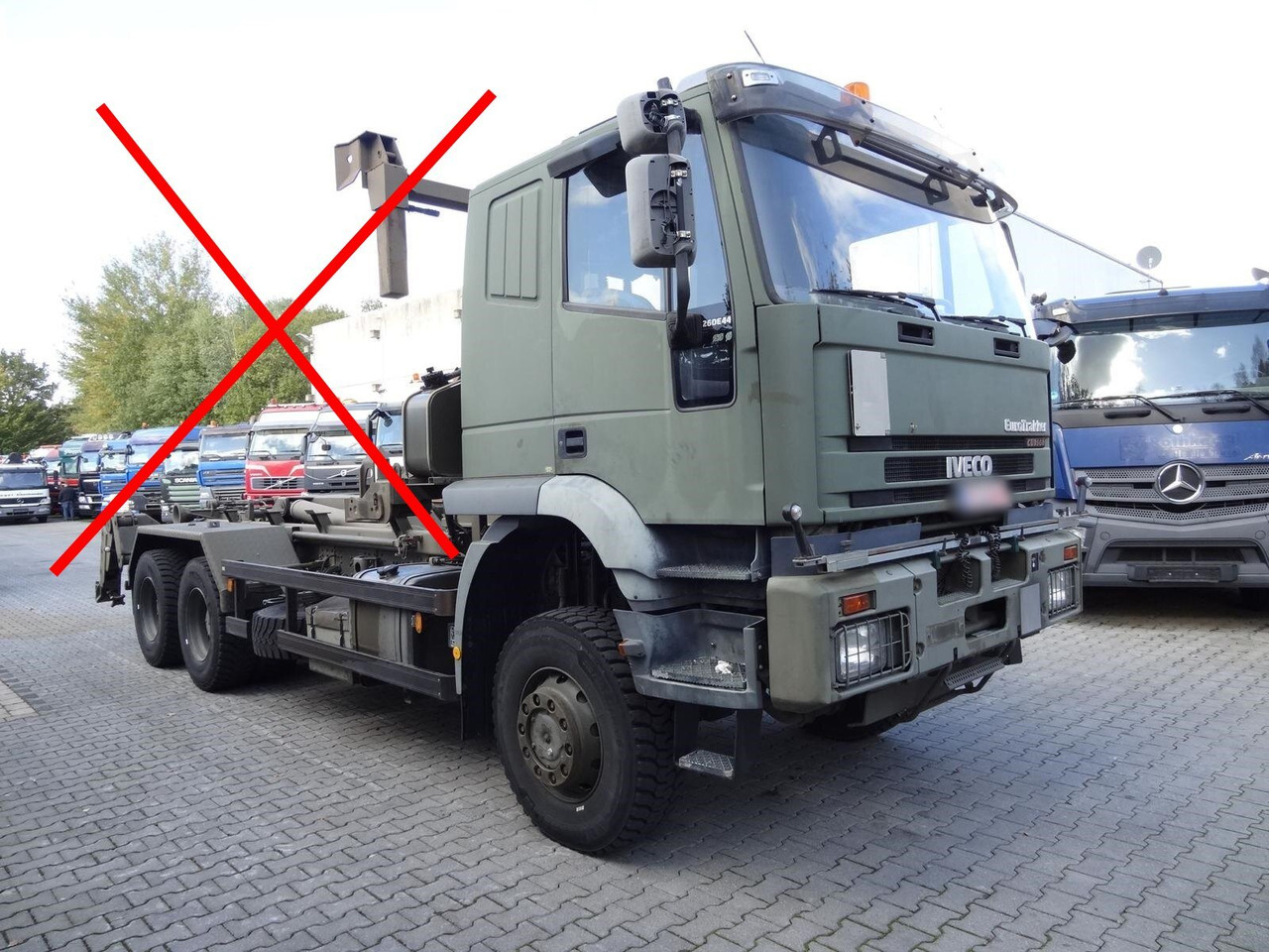 EuroTrakker 260E44W 6X6 EuroTrakker 260E44W 6X6, Retarder, ADR - Châssis cabine: photos 2 EuroTrakker 260E44W 6X6 EuroTrakker 260E44W 6X6, Retarder, ADR - Châssis cabine: photos 2
