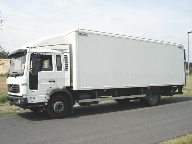 FL 6-12 4x2 FL 6-12 4x2, 4x vorhanden! - Camion fourgon: photos 2 FL 6-12 4x2 FL 6-12 4x2, 4x vorhanden! - Camion fourgon: photos 2