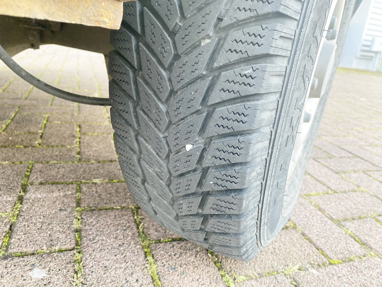 Minibus, Transport de personnes Ford Transit 2.5 4x2 Transit 2.5 4x2, Personentransporter, 8 Sitze: photos 14 Minibus, Transport de personnes Ford Transit 2.5 4x2 Transit 2.5 4x2, Personentransporter, 8 Sitze: photos 14