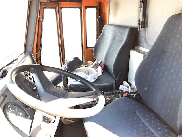 Ginaf GINC 3030 Ginaf GINC 3030 mit Heckkran Atlas AK 90.1 HDS - Camion grue: photos 5 Ginaf GINC 3030 Ginaf GINC 3030 mit Heckkran Atlas AK 90.1 HDS - Camion grue: photos 5