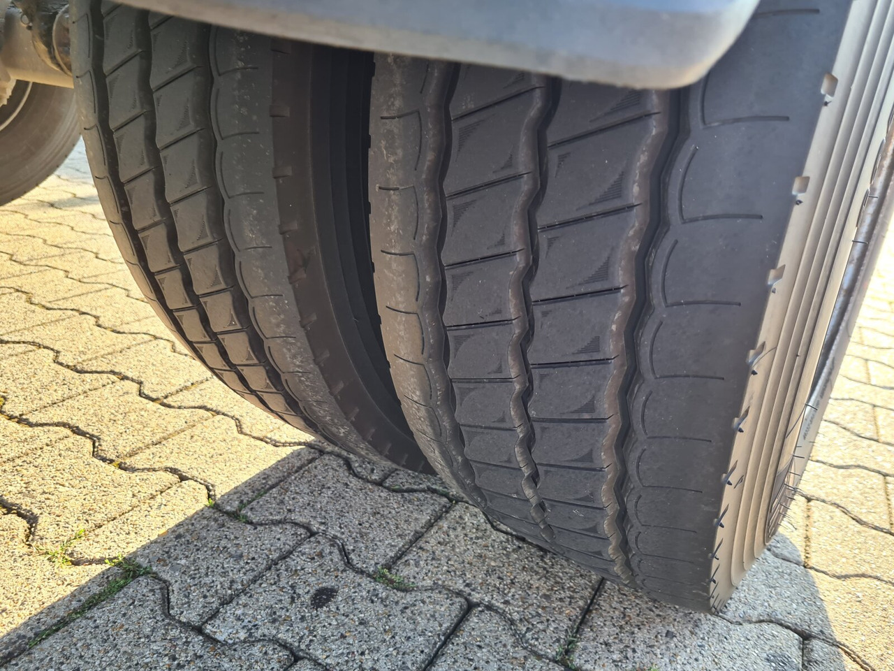 HAR 18.70 HAR 18.70 Abrollanhänger - Remorque ampliroll/ Multibenne: photos 3 HAR 18.70 HAR 18.70 Abrollanhänger - Remorque ampliroll/ Multibenne: photos 3