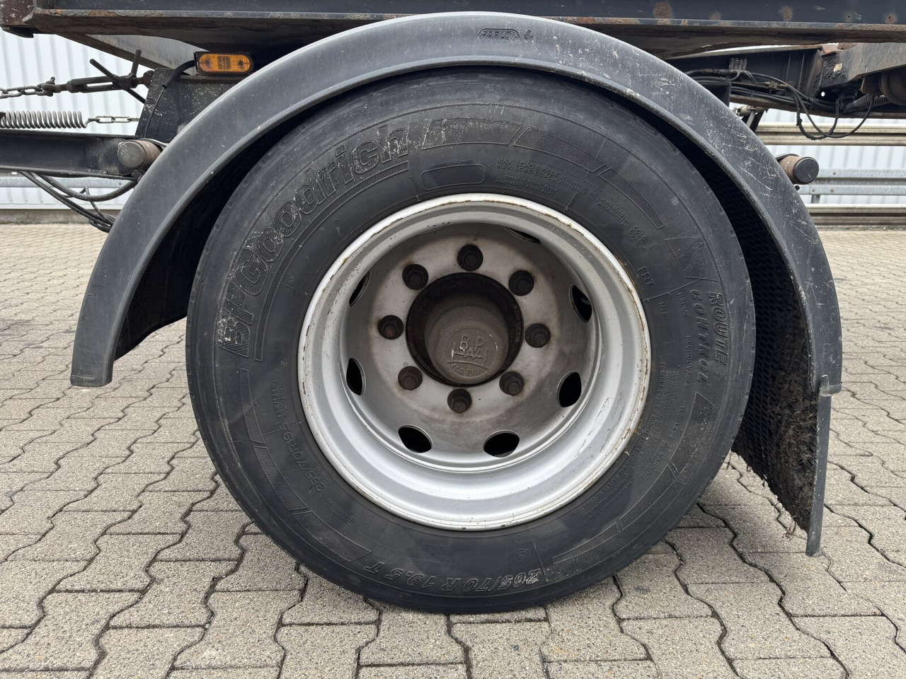 HSA 18.65 Schlittenabroller HSA 18.65 Schlittenabroller - Remorque ampliroll/ Multibenne: photos 2 HSA 18.65 Schlittenabroller HSA 18.65 Schlittenabroller - Remorque ampliroll/ Multibenne: photos 2