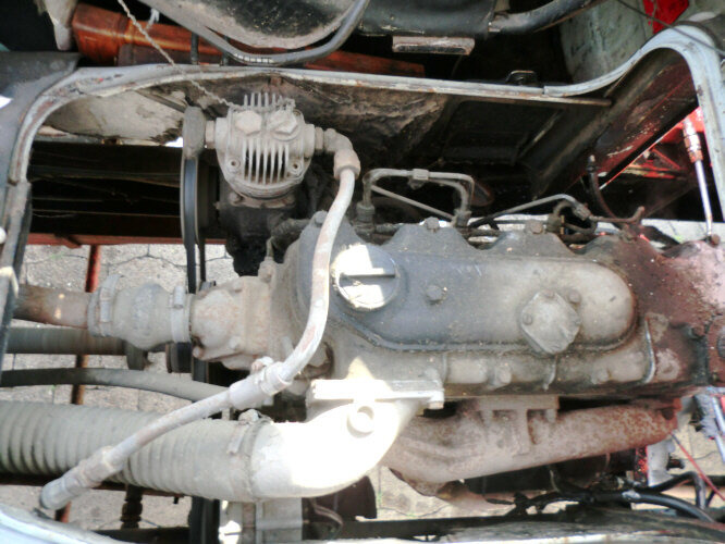 Hanomag F 75/35 Ki Hanomag-Henschel F 75/35 Ki, 5 cbm - Camion citerne: photos 2 Hanomag F 75/35 Ki Hanomag-Henschel F 75/35 Ki, 5 cbm - Camion citerne: photos 2