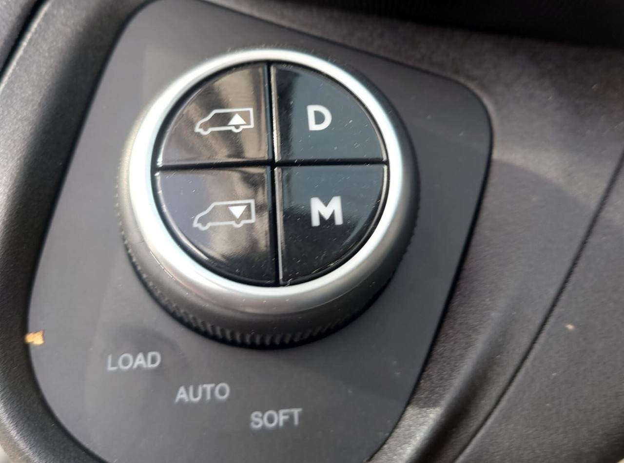 Iveco Daily 72C18H/P DK 4x2 Daily 72C18H/P DK 4x2, Nebenantrieb - Châssis cabine: photos 4 Iveco Daily 72C18H/P DK 4x2 Daily 72C18H/P DK 4x2, Nebenantrieb - Châssis cabine: photos 4