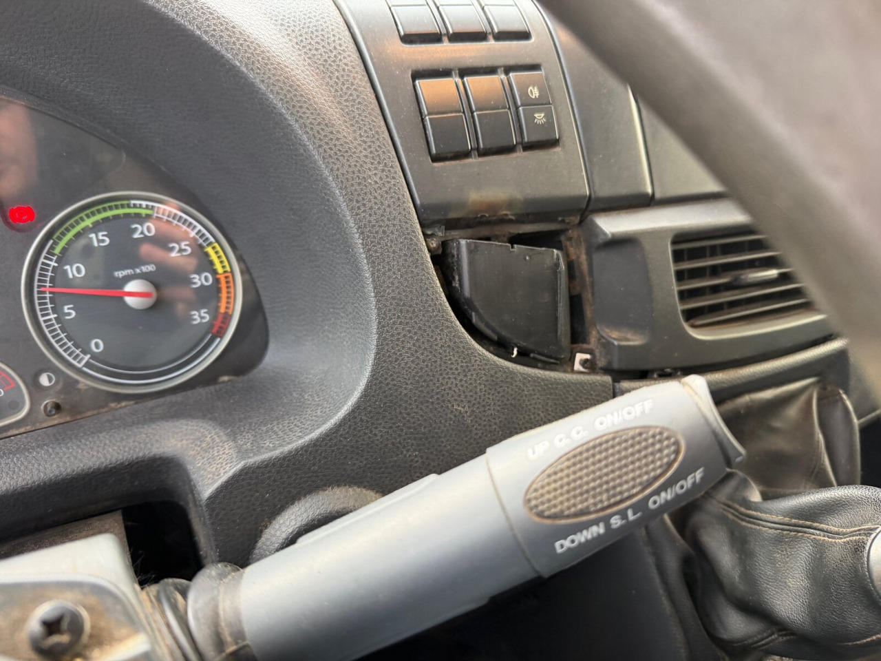 Iveco EuroCargo ML75E16 4x2 EuroCargo ML75E16 4x2, City-Abroller - Camion ampliroll: photos 5 Iveco EuroCargo ML75E16 4x2 EuroCargo ML75E16 4x2, City-Abroller - Camion ampliroll: photos 5