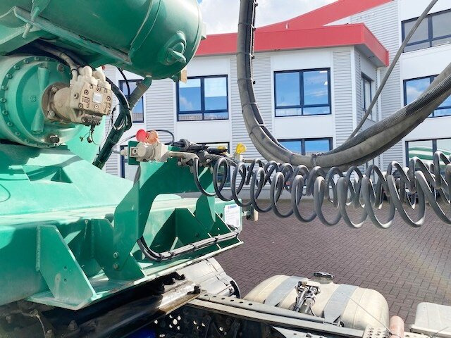 LIEBHERR Betonmischer ca. 10m³ LIEBHERR Betonmischer ca. 10m³, 6x Vorhanden! - Semi-remorque malaxeur: photos 2 LIEBHERR Betonmischer ca. 10m³ LIEBHERR Betonmischer ca. 10m³, 6x Vorhanden! - Semi-remorque malaxeur: photos 2