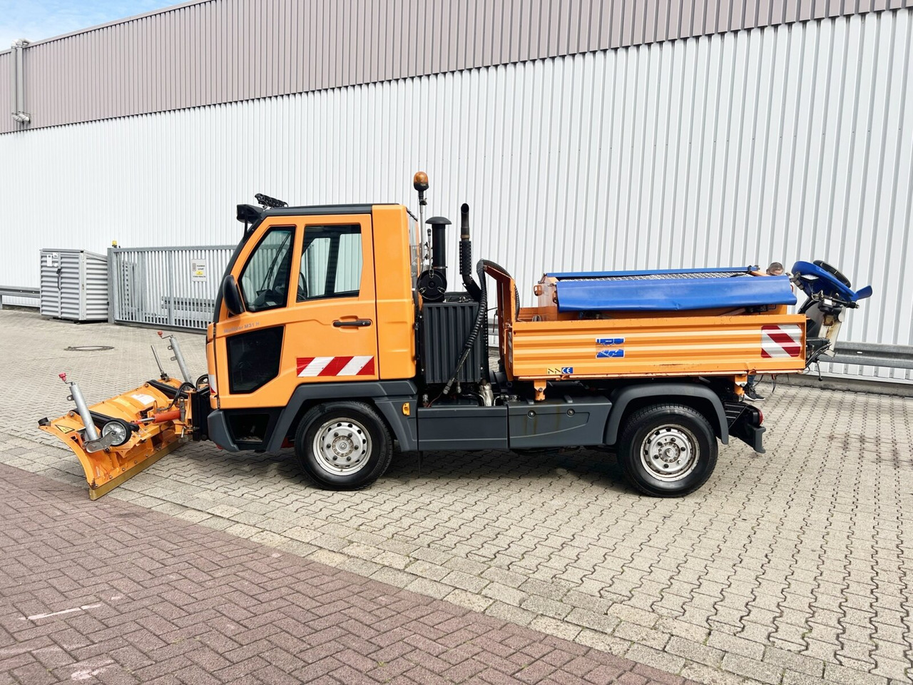 Camion benne, Véhicule de voirie/ Spécial M31 4x4 M31 4x4, 3-S-Kipper, Schneepflug, Streuer: photos 13