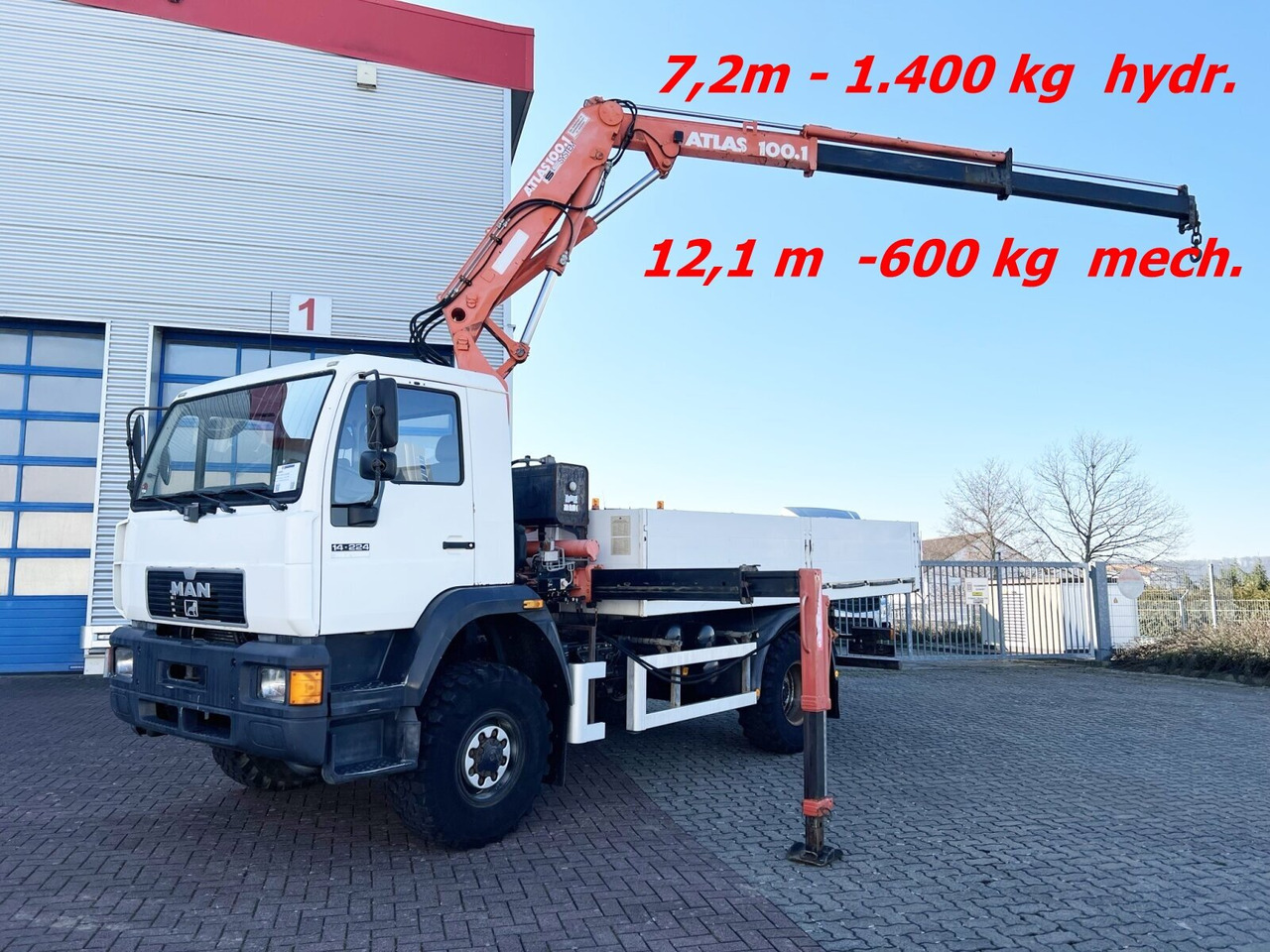 MAN 14.224 LAC 4x4 BB 14.224 LAC 4x4 BB mit Kran Atlas 100.1 - Camion grue, Camion plateau: photos 1 MAN 14.224 LAC 4x4 BB 14.224 LAC 4x4 BB mit Kran Atlas 100.1 - Camion grue, Camion plateau: photos 1