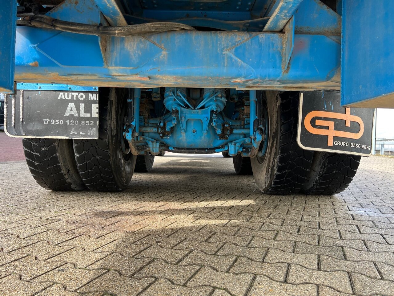 MAN TGA 26.310 6X6 BB TGA 26.310 6X6 BB, Kran PALFINGER PK 23002 C, Funk - Camion grue: photos 2 MAN TGA 26.310 6X6 BB TGA 26.310 6X6 BB, Kran PALFINGER PK 23002 C, Funk - Camion grue: photos 2