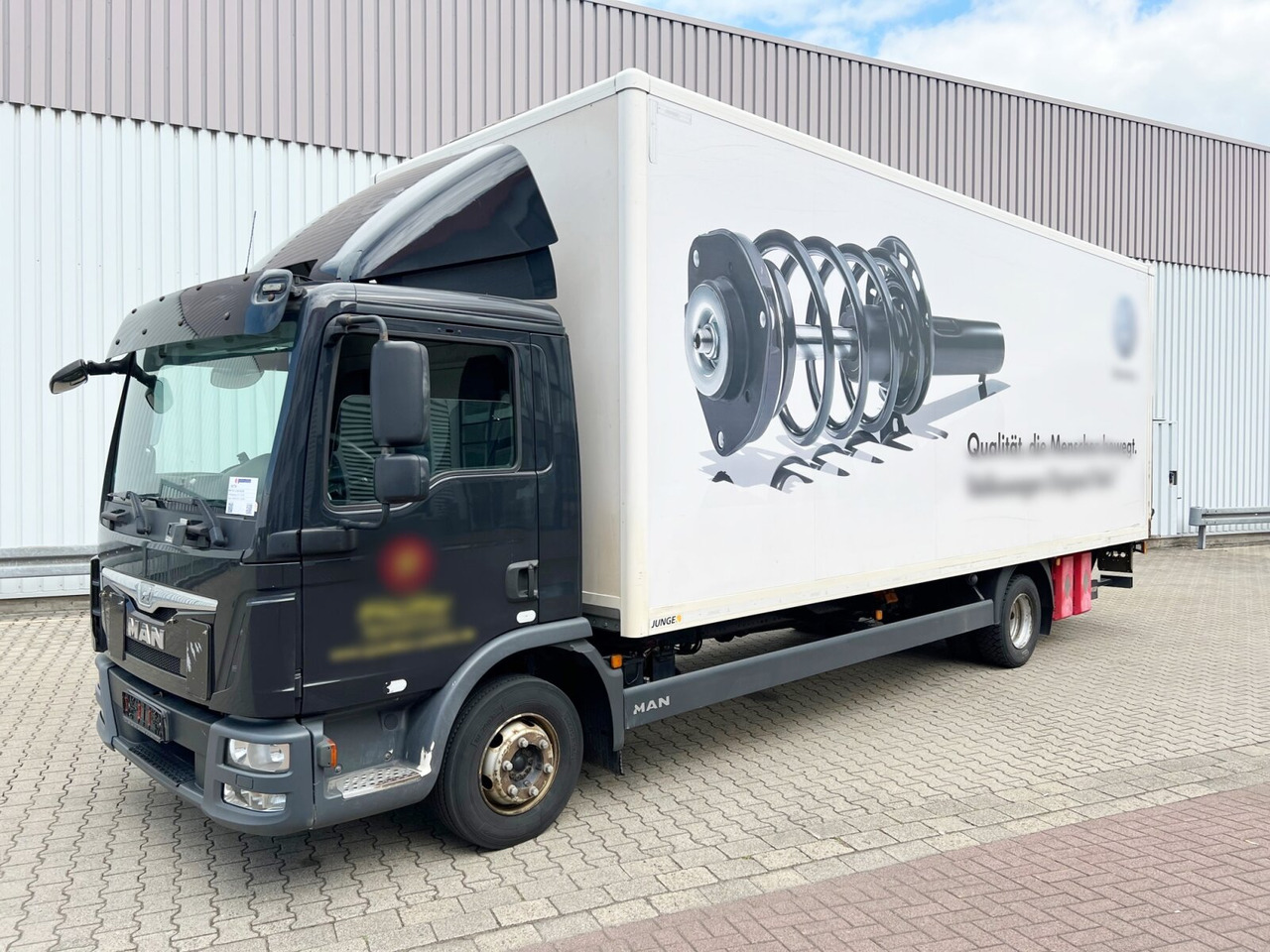 MAN TGL 12.220 4X2 BL TGL 12.220 4X2 BL mit MBB LBW 1500K - Camion fourgon: photos 1 MAN TGL 12.220 4X2 BL TGL 12.220 4X2 BL mit MBB LBW 1500K - Camion fourgon: photos 1