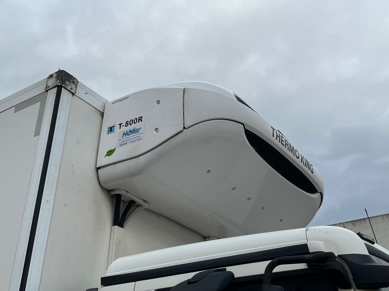 Camion frigorifique MAN TGL 12.220 4X2 BL mit Motorschaden TGL 12.220 4X2 BL mit Motorschaden, Tiefkühlkoffer, Thermoking, Rolltor, unterfaltbare MBB LBW: photos 6 Camion frigorifique MAN TGL 12.220 4X2 BL mit Motorschaden TGL 12.220 4X2 BL mit Motorschaden, Tiefkühlkoffer, Thermoking, Rolltor, unterfaltbare MBB LBW: photos 6