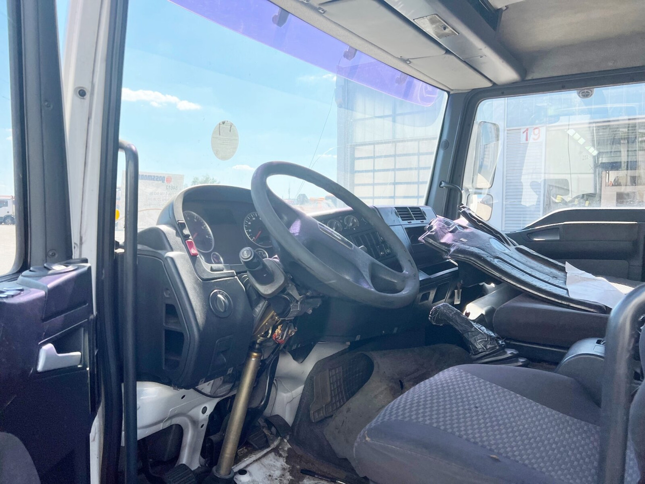 Camion fourgon MAN TGL 7.150 4x2 BL TGL 7.150 4X2 BL mit MBB LBW: photos 9 Camion fourgon MAN TGL 7.150 4x2 BL TGL 7.150 4X2 BL mit MBB LBW: photos 9