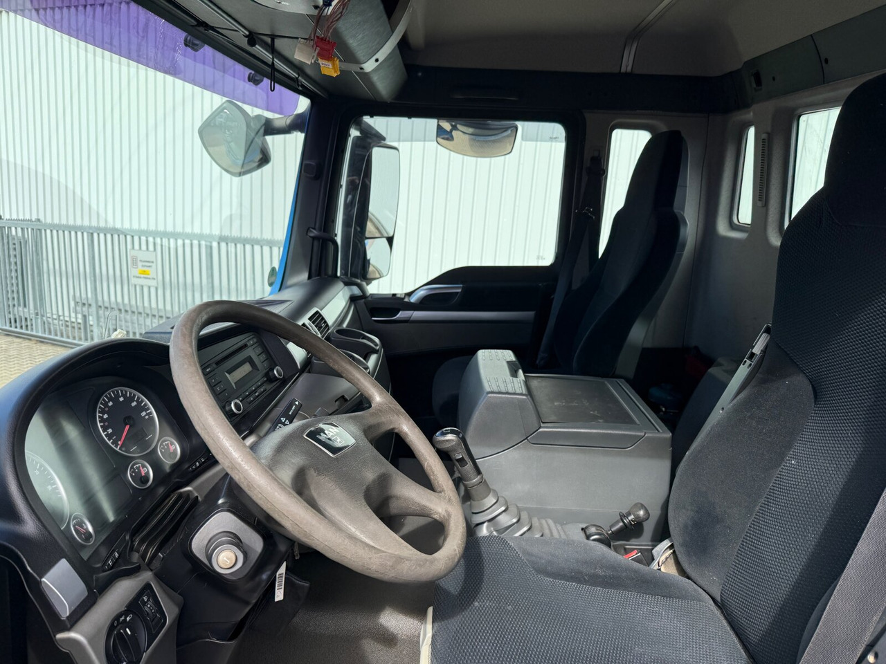 MAN TGS 18.360 4x4 BB TGS 18.360 4x4 BB - Camion benne: photos 3 MAN TGS 18.360 4x4 BB TGS 18.360 4x4 BB - Camion benne: photos 3