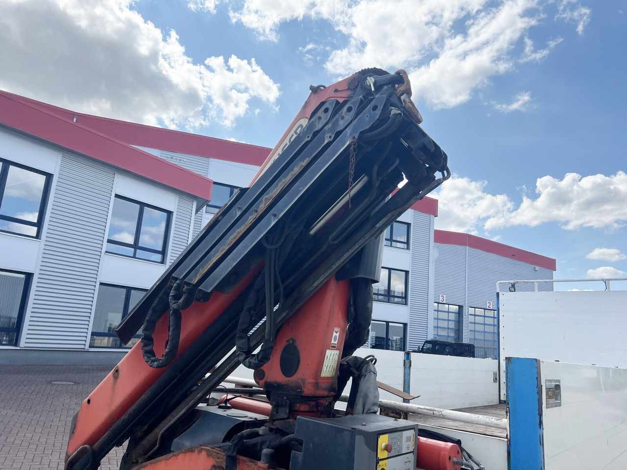 MAN TGS 18.400 4X2 BL TGS 18.400 4X2 BL, Kran PK 12002-EH B Funk, 2x AHK - Camion grue: photos 2 MAN TGS 18.400 4X2 BL TGS 18.400 4X2 BL, Kran PK 12002-EH B Funk, 2x AHK - Camion grue: photos 2
