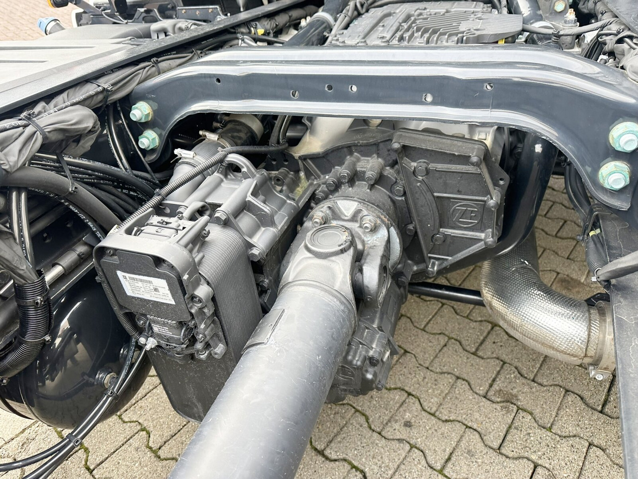 MAN TGS 26.480 6x2-4 LL TGS 26.480 6x2-4 LL, Retarder, Lenk-/Liftachse, Standklima - Châssis cabine: photos 5 MAN TGS 26.480 6x2-4 LL TGS 26.480 6x2-4 LL, Retarder, Lenk-/Liftachse, Standklima - Châssis cabine: photos 5