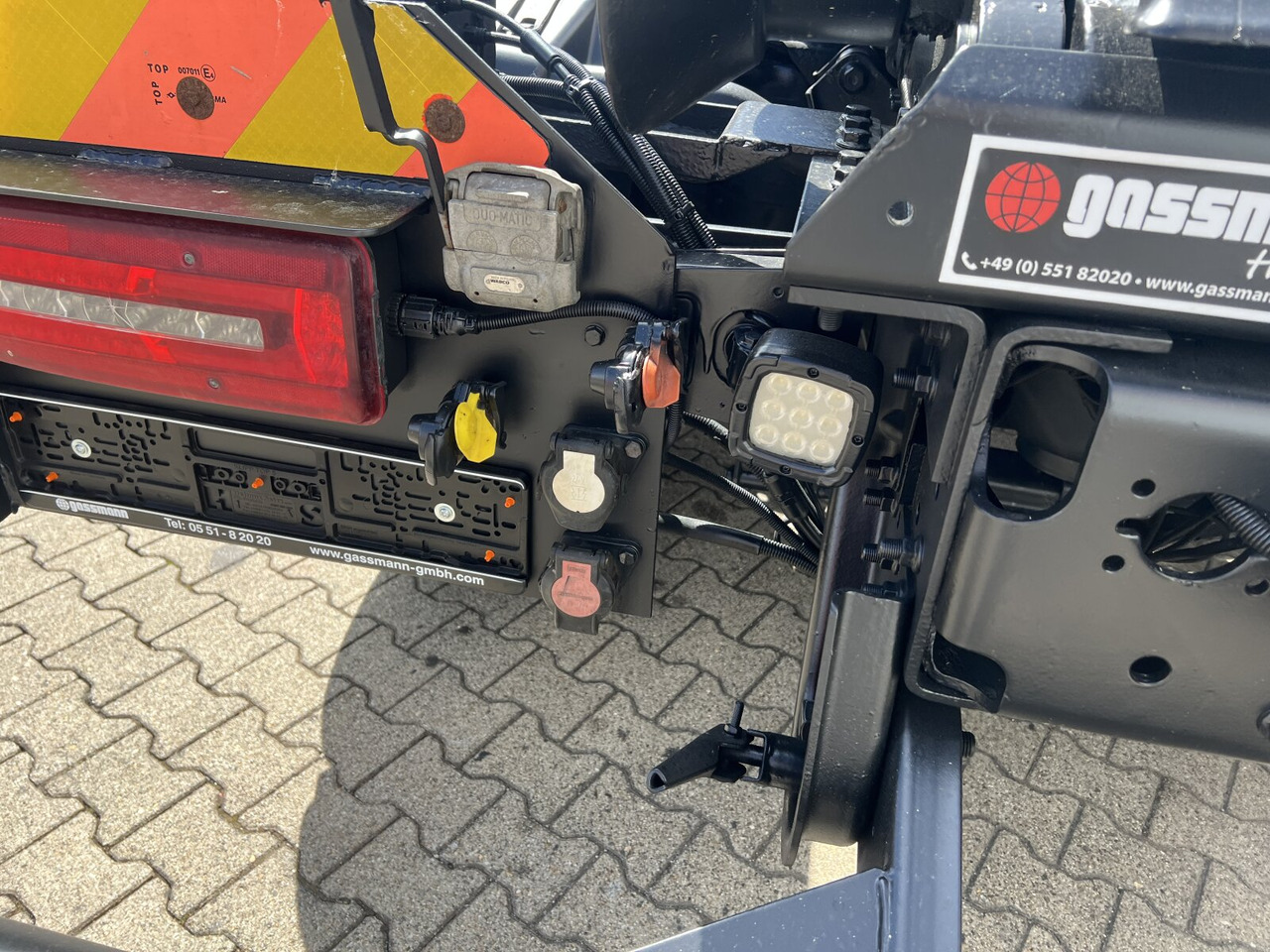 MAN TGS 26.500 6x4H-4 BL TGS 26.500 6x4H-4 BL, HydroDrive, PriTarder, Lenk-/Liftachse, AT-Motor - Camion ampliroll: photos 4 MAN TGS 26.500 6x4H-4 BL TGS 26.500 6x4H-4 BL, HydroDrive, PriTarder, Lenk-/Liftachse, AT-Motor - Camion ampliroll: photos 4