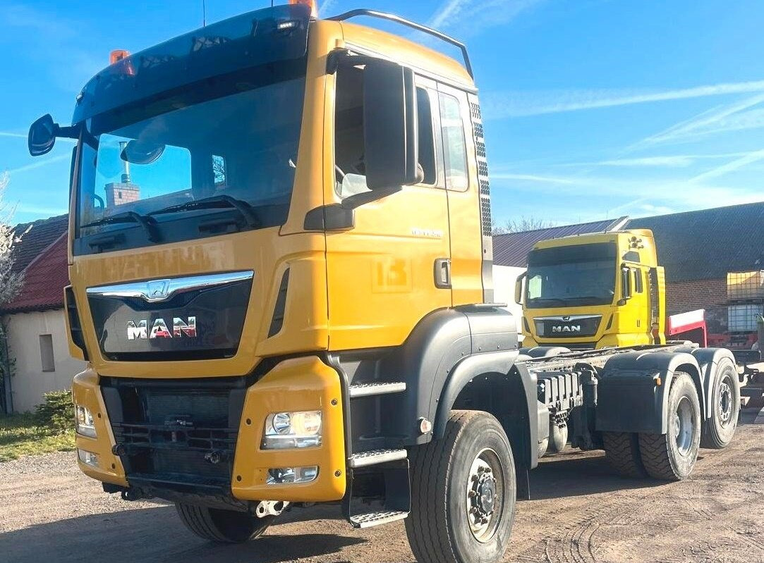 MAN TGS 26.510 6x4-4 BL TGS 26.510 6x4-4 BL, PriTrader, Lenk-/Liftachse - Châssis cabine: photos 1 MAN TGS 26.510 6x4-4 BL TGS 26.510 6x4-4 BL, PriTrader, Lenk-/Liftachse - Châssis cabine: photos 1