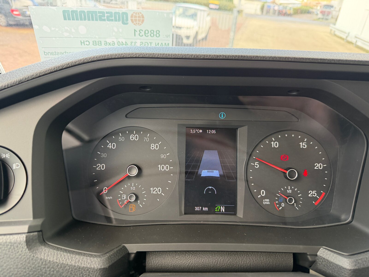 MAN TGS 33.440 6x6 BB CH TGS 33.440 6x6 BB CH, Hohe Bauart, Nebenantrieb - Châssis cabine: photos 2 MAN TGS 33.440 6x6 BB CH TGS 33.440 6x6 BB CH, Hohe Bauart, Nebenantrieb - Châssis cabine: photos 2