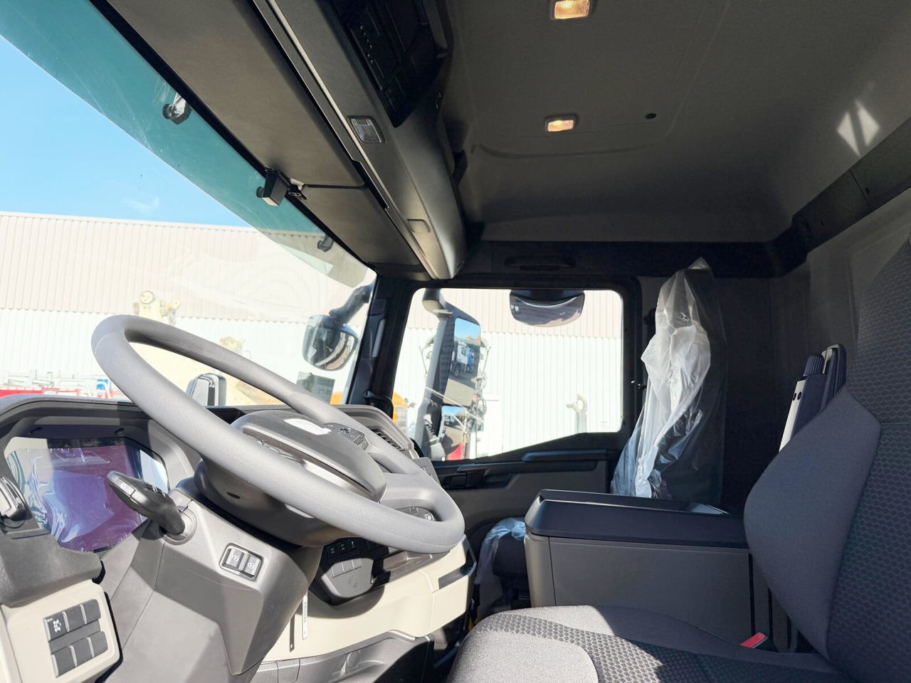 MAN TGS 33.480 6x4 BL CH TGS 33.480 6x4 BL CH - Camion ampliroll: photos 3 MAN TGS 33.480 6x4 BL CH TGS 33.480 6x4 BL CH - Camion ampliroll: photos 3