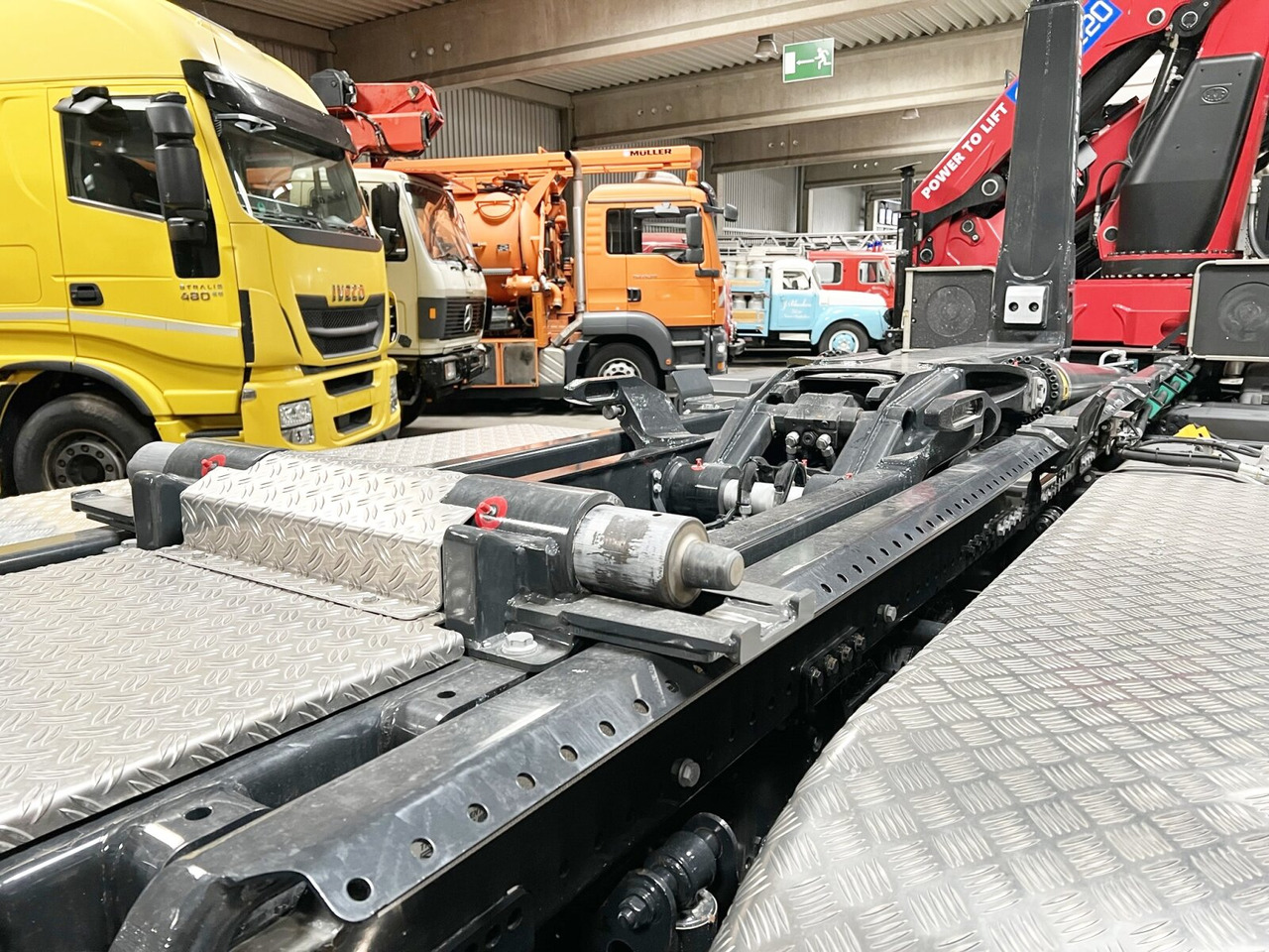 Camion ampliroll, Camion grue neuf MAN TGS 35.480 8X4 BL TGS 35.480 8X4 BL, Intarder, Kran HMF 3220-K6, 4-fach Abstützung, Funk: photos 7