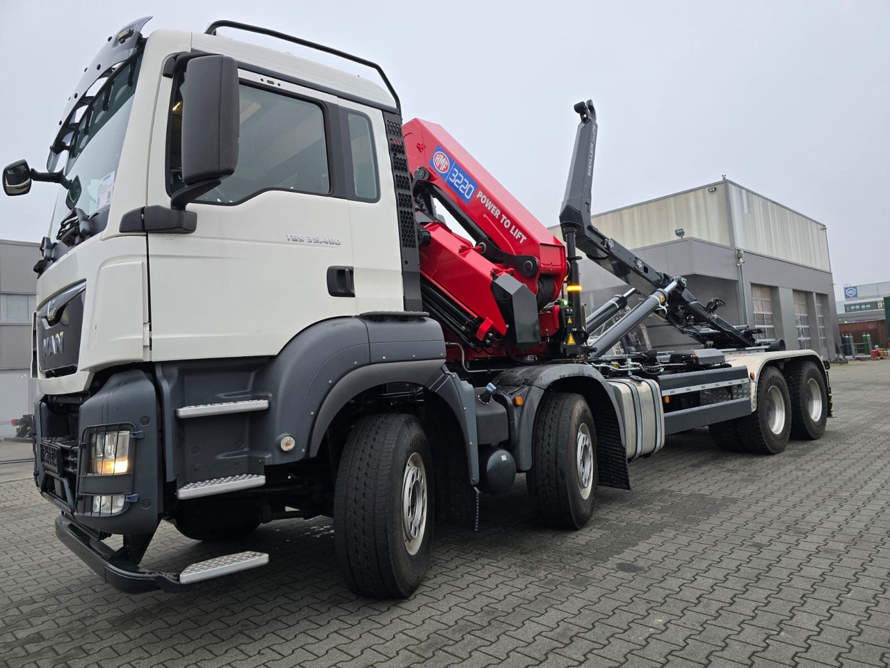 Camion ampliroll, Camion grue neuf MAN TGS 35.480 8X4 BL TGS 35.480 8X4 BL, Intarder, Kran HMF 3220-K6, 4-fach Abstützung, Funk: photos 15