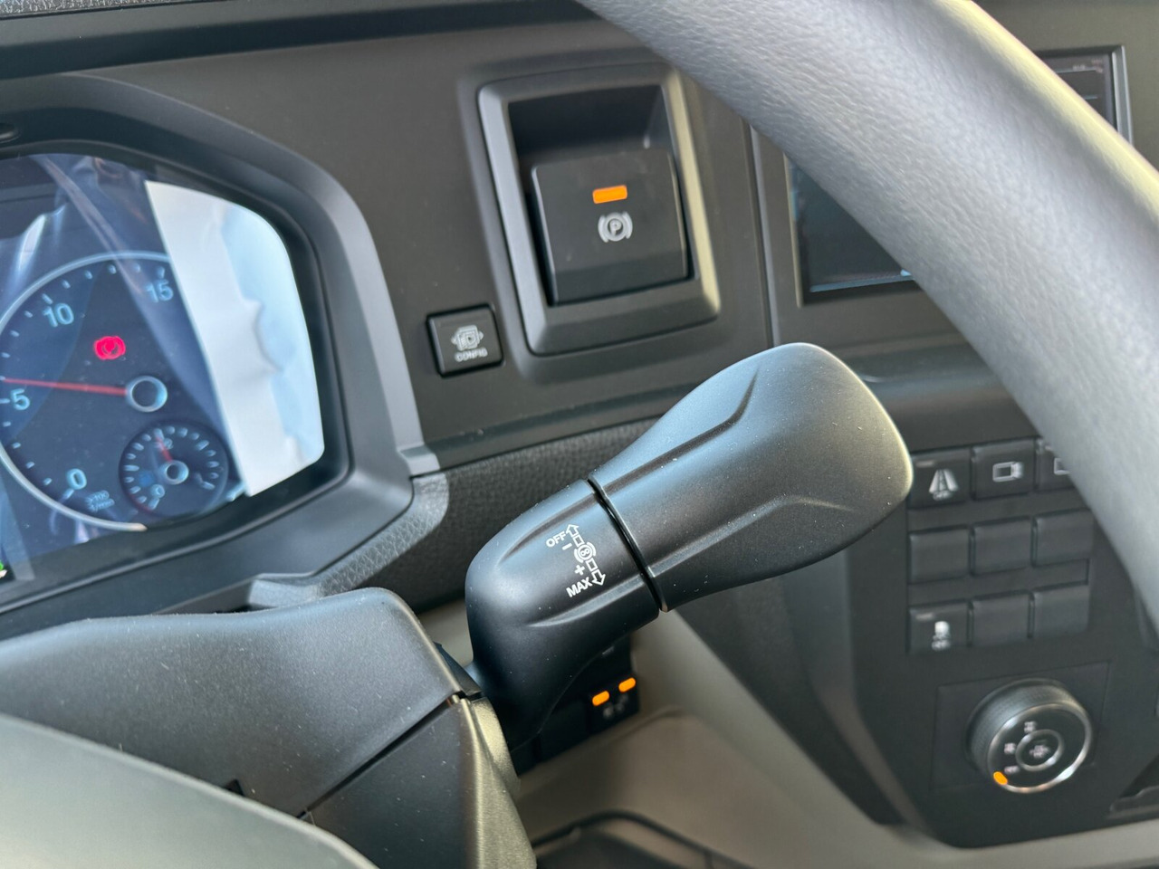 MAN TGS 35.480 8x6H BL CH TGS 35.480 8x6H BL CH, HydroDrive, Navi, Nebenantrieb — crédit-bail MAN TGS 35.480 8x6H BL CH TGS 35.480 8x6H BL CH, HydroDrive, Navi, Nebenantrieb: photos 5