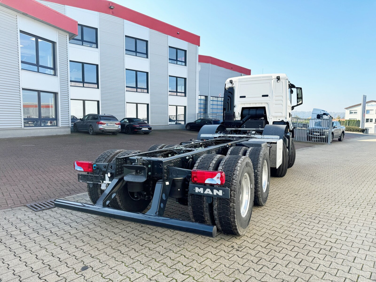 MAN TGS 35.480 8x6H BL CH TGS 35.480 8x6H BL CH, HydroDrive, Navi, Nebenantrieb — crédit-bail MAN TGS 35.480 8x6H BL CH TGS 35.480 8x6H BL CH, HydroDrive, Navi, Nebenantrieb: photos 10