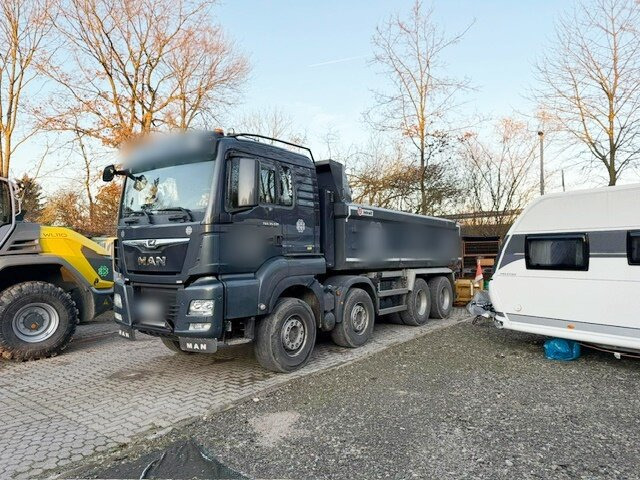MAN TGS 35.510 8x4 BL TGS 35.510 8x4 BL, Intarder, Stahlmulde ca. 13m³, hydr. Heckklappenöffnung - Tombereau: photos 1 MAN TGS 35.510 8x4 BL TGS 35.510 8x4 BL, Intarder, Stahlmulde ca. 13m³, hydr. Heckklappenöffnung - Tombereau: photos 1