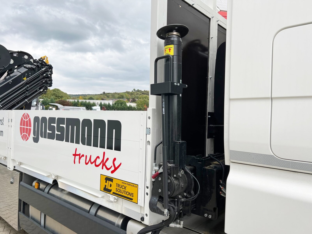 MAN TGX 26.510 6x2-4 LL CH TGX 26.510 6x2-4 LL, Kran Hiab X-HiPro 548 E-8, Lenk-/Liftachse, TwistLock 20Fuß, Funk, Retarder — crédit-bail MAN TGX 26.510 6x2-4 LL CH TGX 26.510 6x2-4 LL, Kran Hiab X-HiPro 548 E-8, Lenk-/Liftachse, TwistLock 20Fuß, Funk, Retarder: photos 13