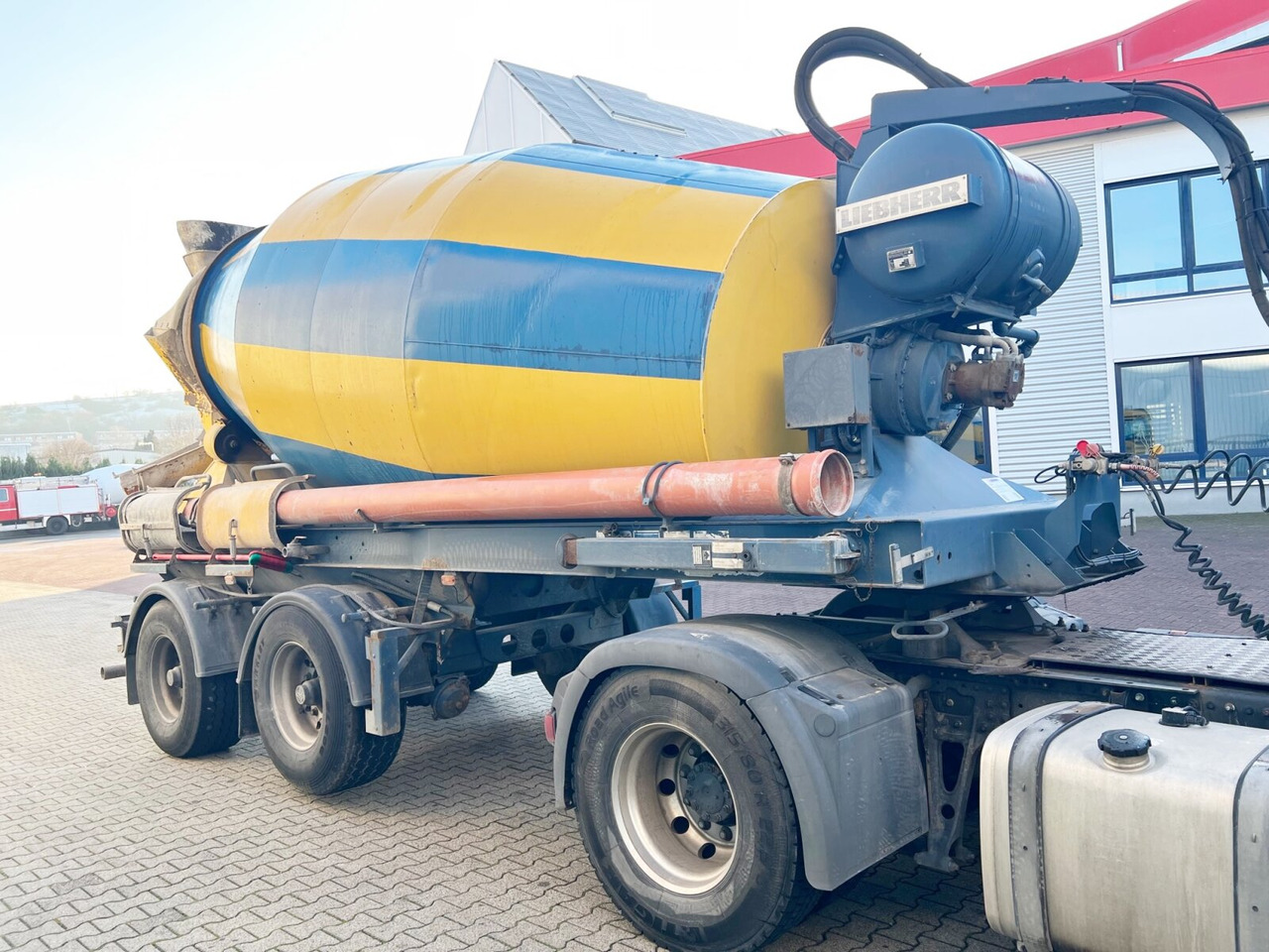 MÜLLER MITTELTAL SF 32 BM/BS mit LIEBHERR Betonmischer ca. 10m³ MÜLLER MITTELTAL SF 32 BM/BS mit LIEBHERR Betonmischer ca. 10m³, Liftachse — crédit-bail MÜLLER MITTELTAL SF 32 BM/BS mit LIEBHERR Betonmischer ca. 10m³ MÜLLER MITTELTAL SF 32 BM/BS mit LIEBHERR Betonmischer ca. 10m³, Liftachse: photos 8 MÜLLER MITTELTAL SF 32 BM/BS mit LIEBHERR Betonmischer ca. 10m³ MÜLLER MITTELTAL SF 32 BM/BS mit LIEBHERR Betonmischer ca. 10m³, Liftachse — crédit-bail MÜLLER MITTELTAL SF 32 BM/BS mit LIEBHERR Betonmischer ca. 10m³ MÜLLER MITTELTAL SF 32 BM/BS mit LIEBHERR Betonmischer ca. 10m³, Liftachse: photos 8