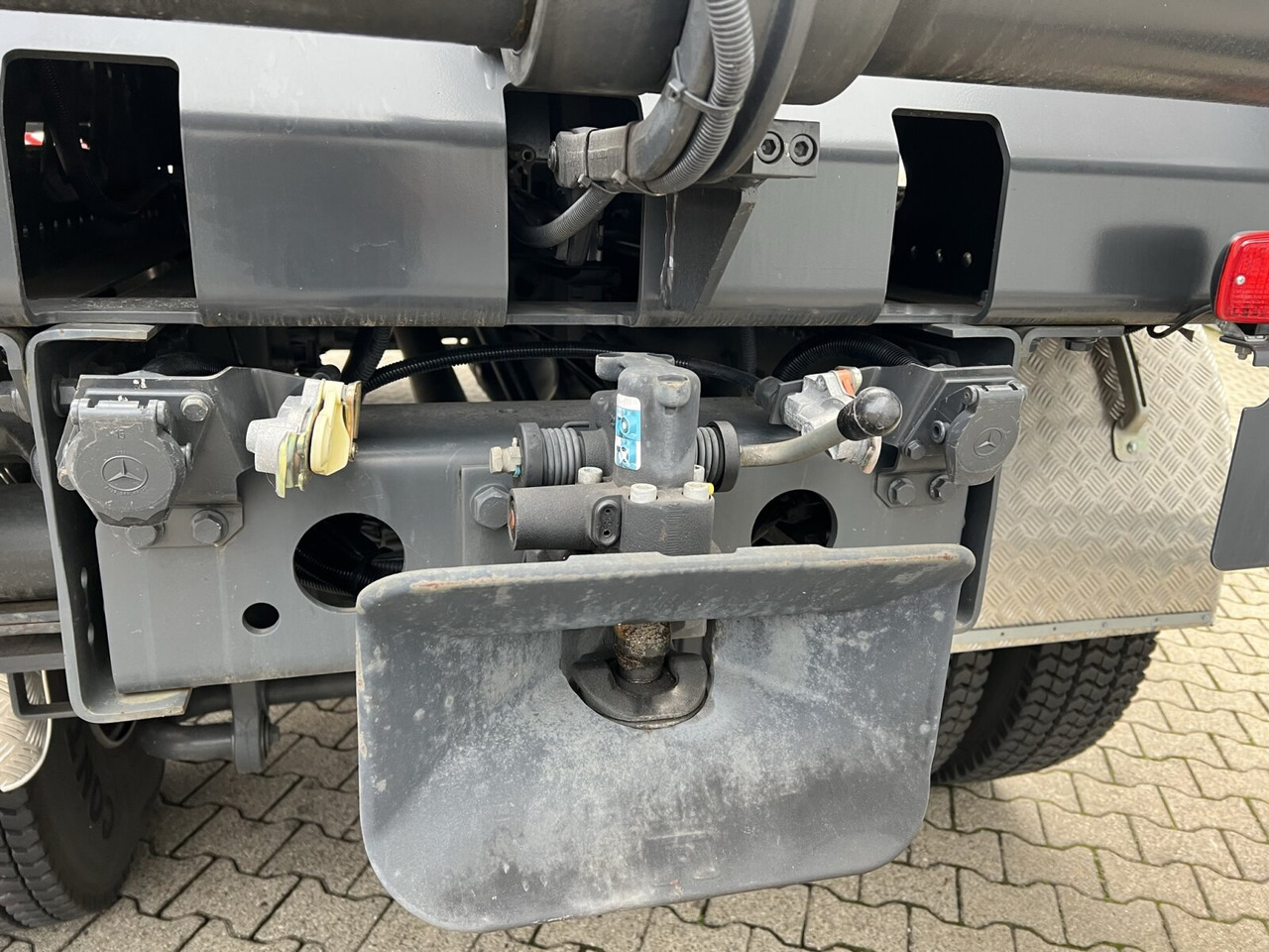 Camion multibenne neuf Mercedes-Benz Actros 2141 K 4x2 Actros 2141 K 4x2, Tele-Absetzer: photos 7