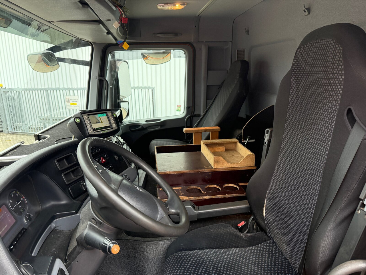 Mercedes-Benz Actros 2641/48 L 6x4 Actros 2641/48 L 6x4, Seilabroller, Haller Lotos, Zöller Schüttung - Benne à ordures ménagères: photos 3 Mercedes-Benz Actros 2641/48 L 6x4 Actros 2641/48 L 6x4, Seilabroller, Haller Lotos, Zöller Schüttung - Benne à ordures ménagères: photos 3